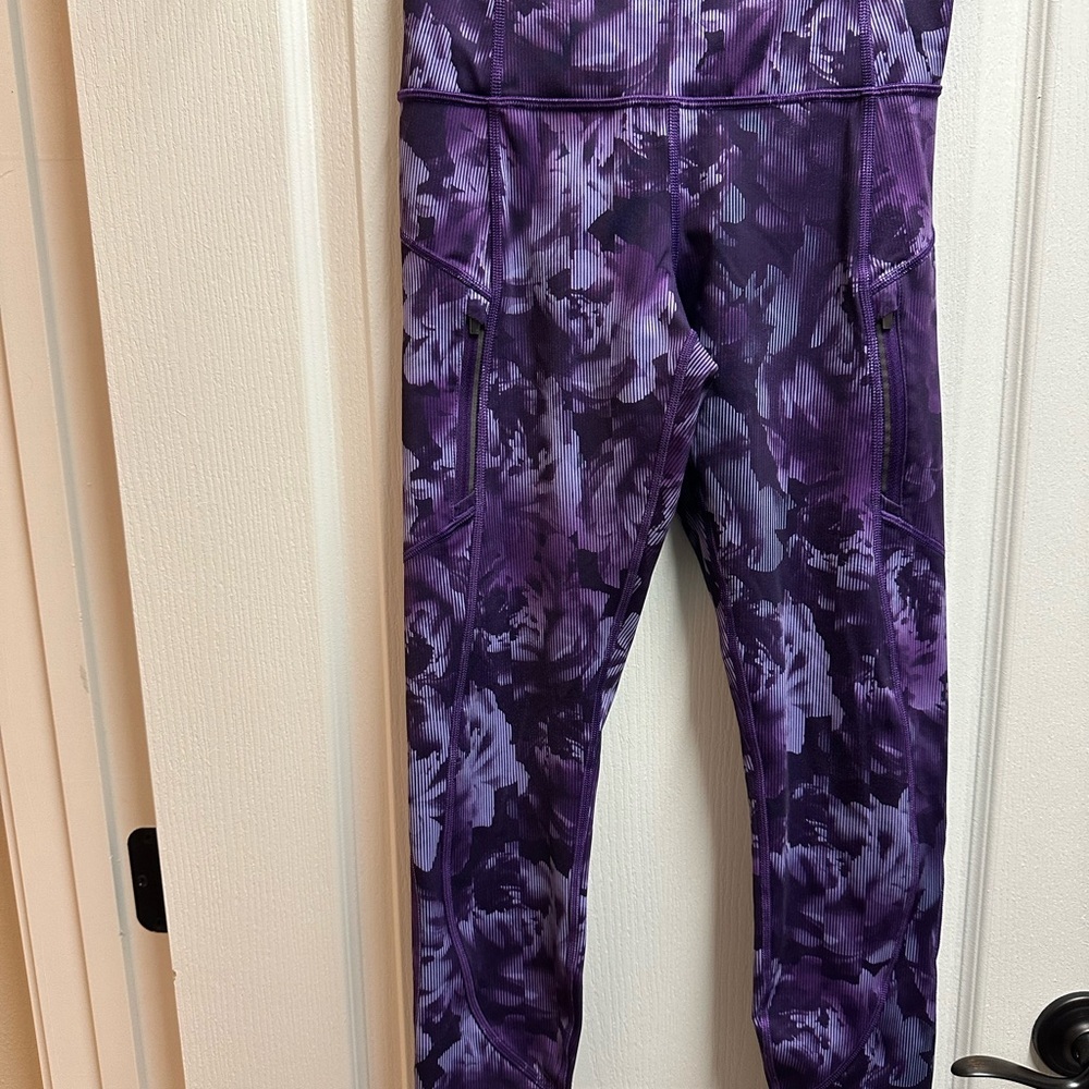 Athleta woman Purple Leggings size XS/ NWOT#485